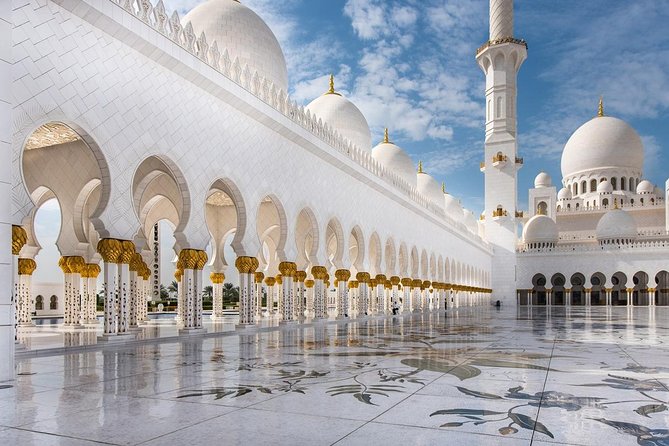 free place in dubai to visit Dubai Grand Mosque